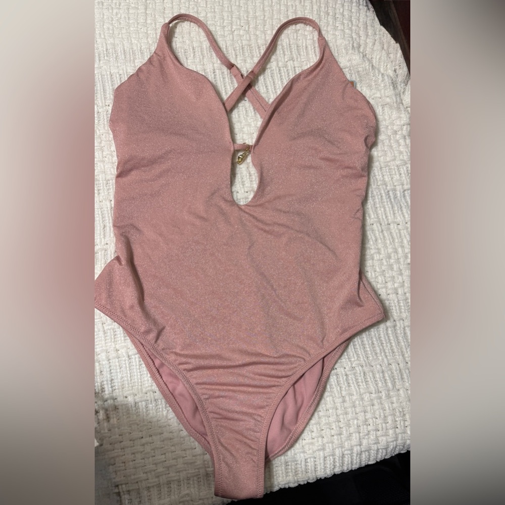 Shade & Shore Women's Blush Shimmer Plunge One-piece Swimsuit Size Medium NWT